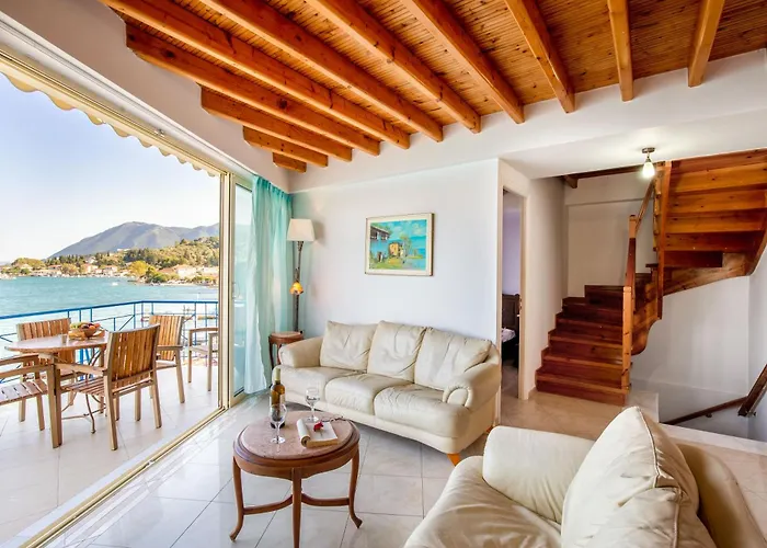 Salty Breeze Beachfront Lygia (Lefkada)