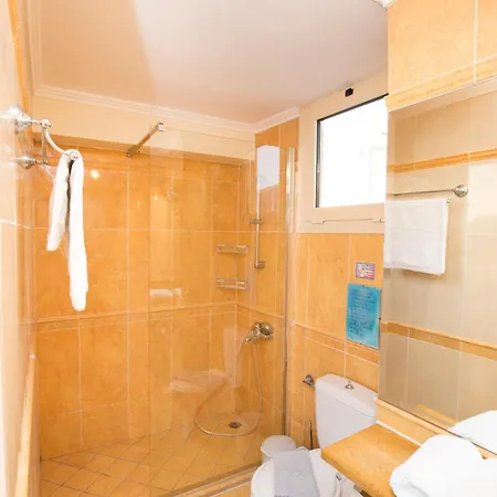 Salty Breeze Beachfront Apartament
