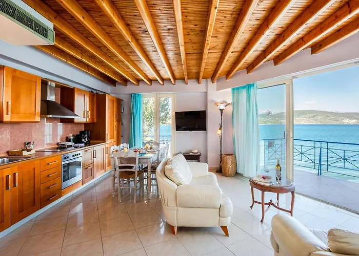 Salty Breeze ליגיה